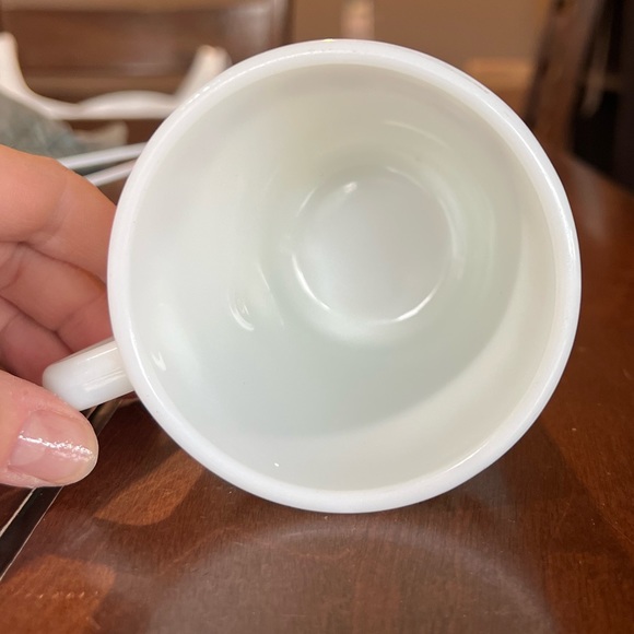 Pyrex Butterfly Gold Mug - Picture 3 of 4